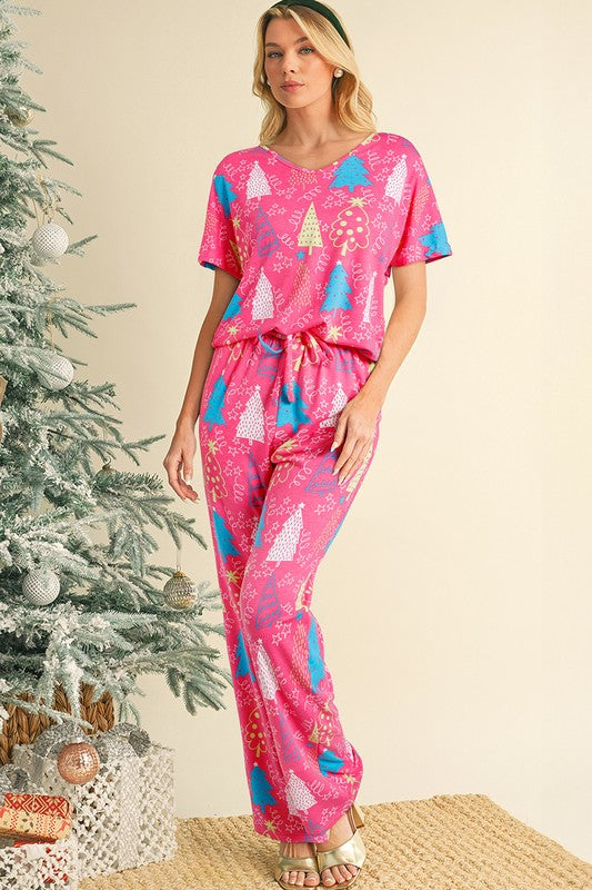 Christmas Tree Print Tee and Pants Lounge Set ROSE SW151137-P620 SHEWIN INC.