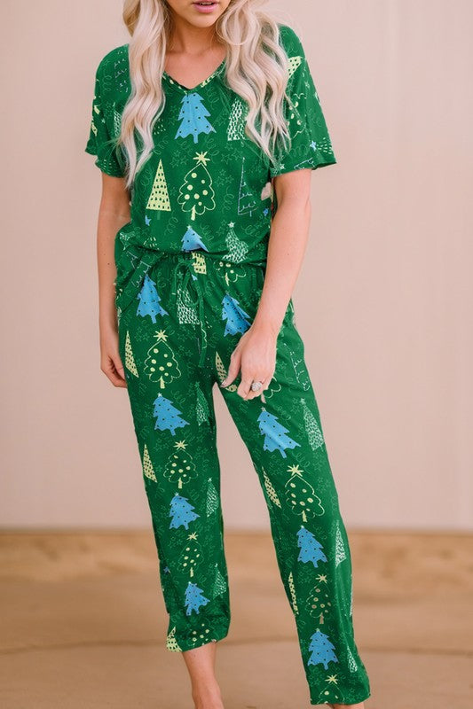 Christmas Tree Print Tee and Pants Lounge Set SHEWIN INC.