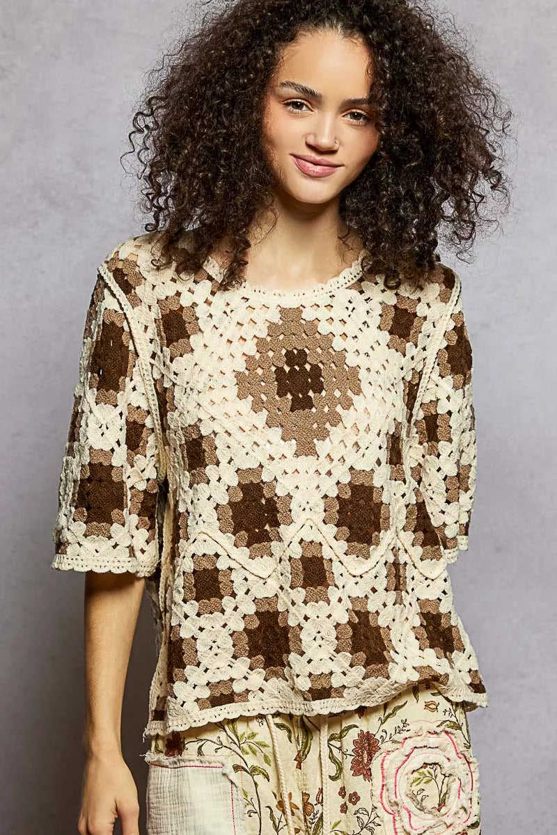 POL Cocoa Round Neck Short Sleeve Color Pattern Crochet Top with Border Accents CHOCO MULTI