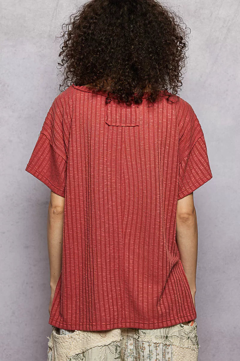 POL Terra-cotta Ribbed Knit V-Neck Short Sleeve T-Shirt with Side Slit