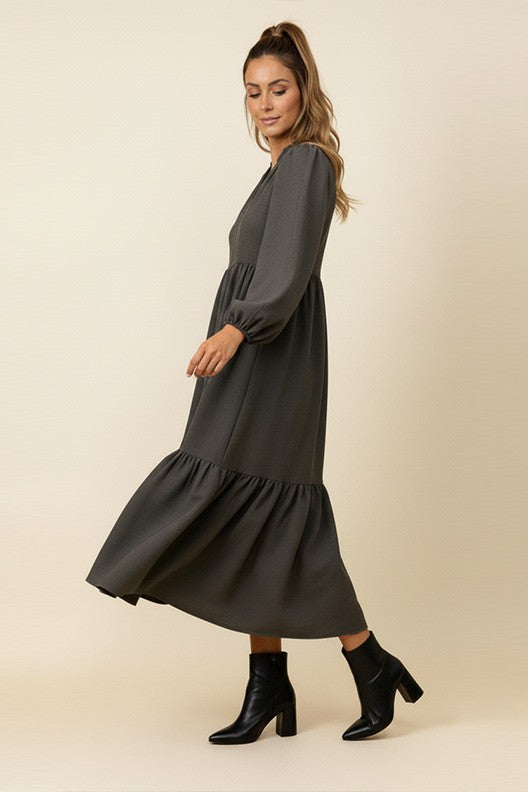 Haptics Ash Loose Fit Solid Waffle Woven Maxi Dress