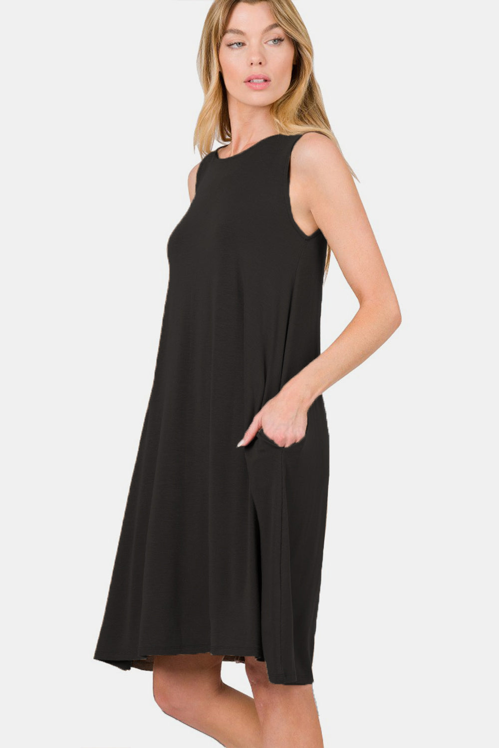 Zenana Black Sleeveless Flared Dress with Side Pockets Trendsi