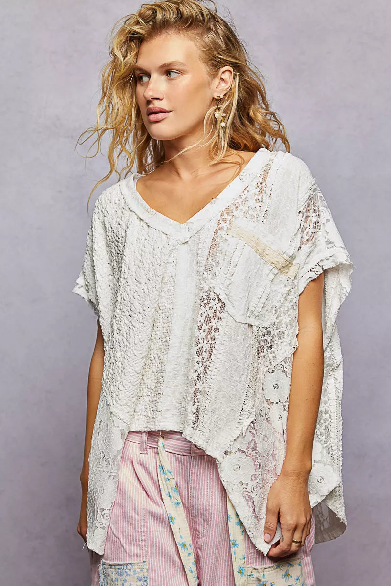 POL Off White Asymmetrical V-Neck Short Sleeve Lace Top