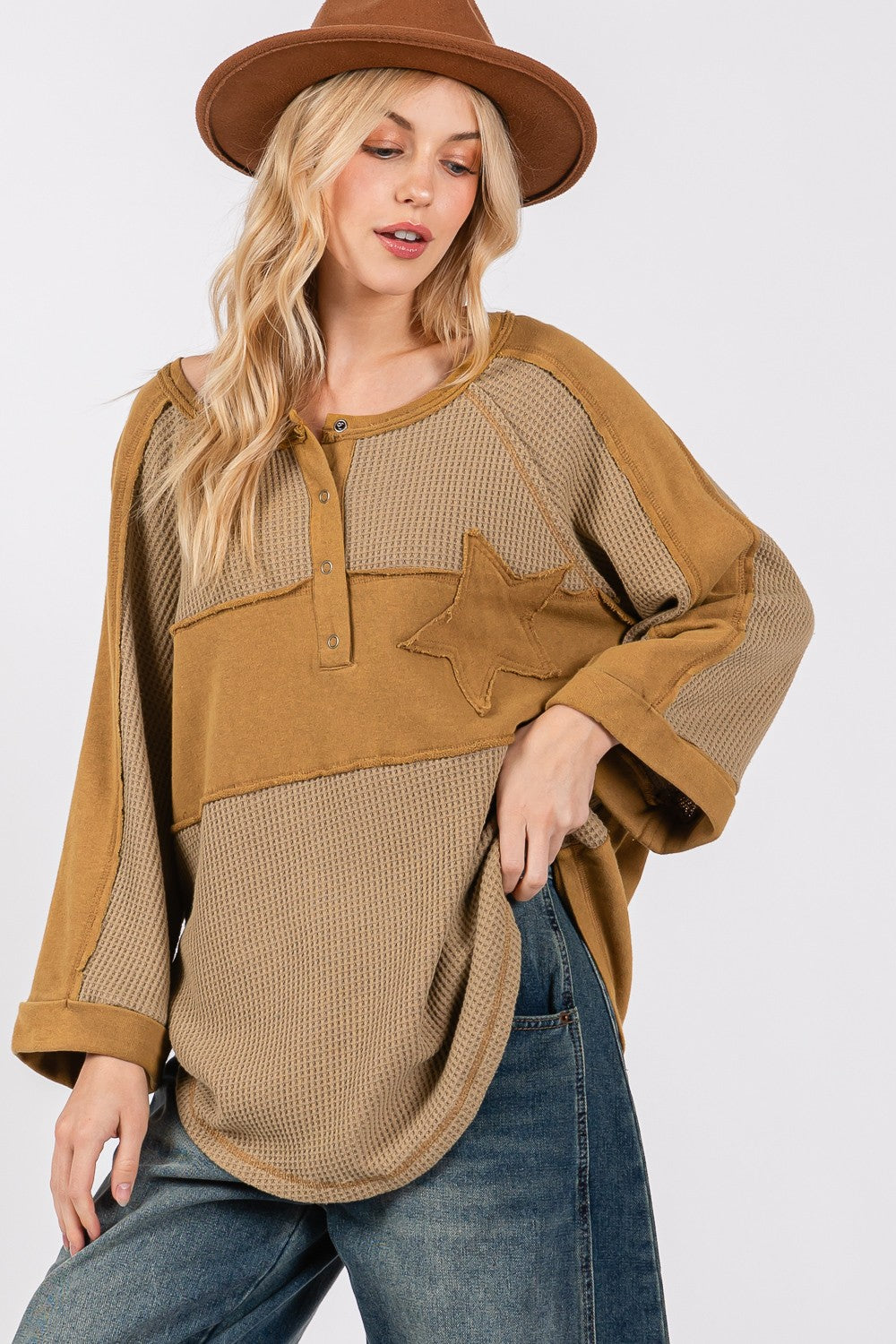 SAGE + FIG Olive Star Applique Patch Exposed Seam Waffle Knit Top Trendsi