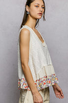 POLCream Floral Print V-Neck Textured Tank