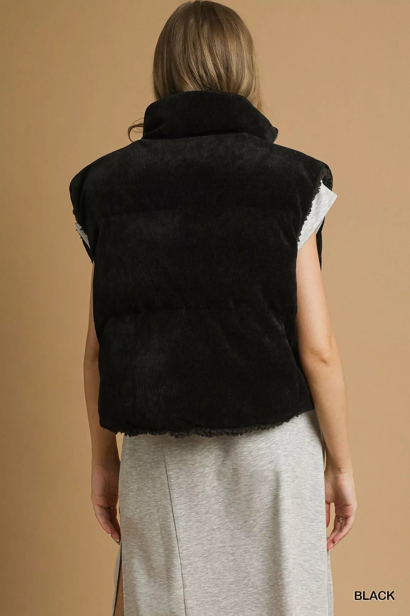 Umgee Sherpa-Lined Zip Vest with Drawstring Hem – Black
