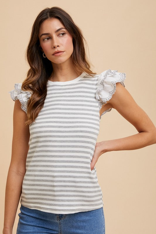 Annie Wear Light Gray Ruffled Striped Round Neck Cap Sleeve Knit Top Light Gray