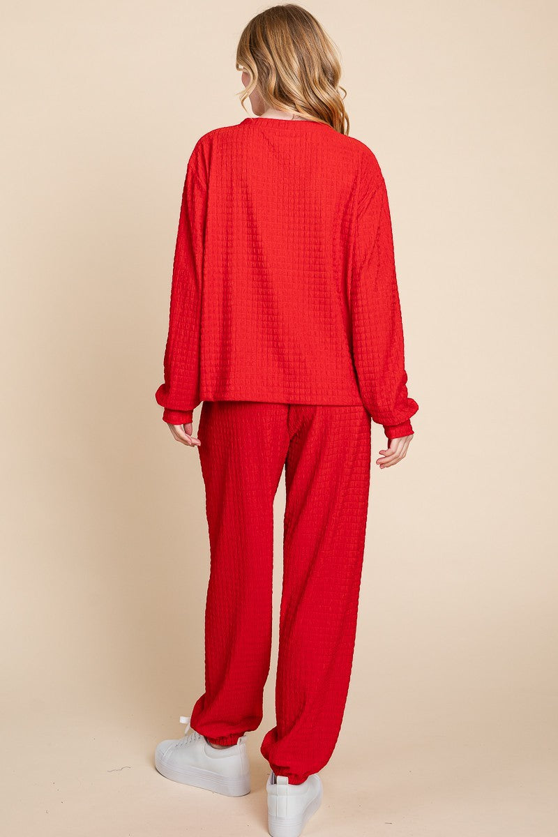 Super Lady Red Crinkle Check Textured Round Neck Top and Pants Lounge Set Trendsi