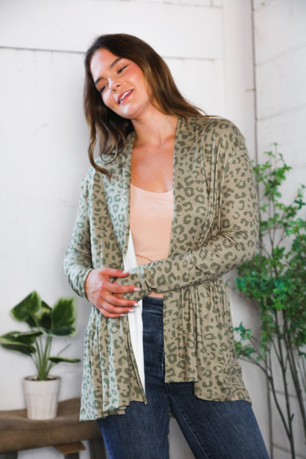 Be Stage Leopard Print Around Peplum Open Cardigan