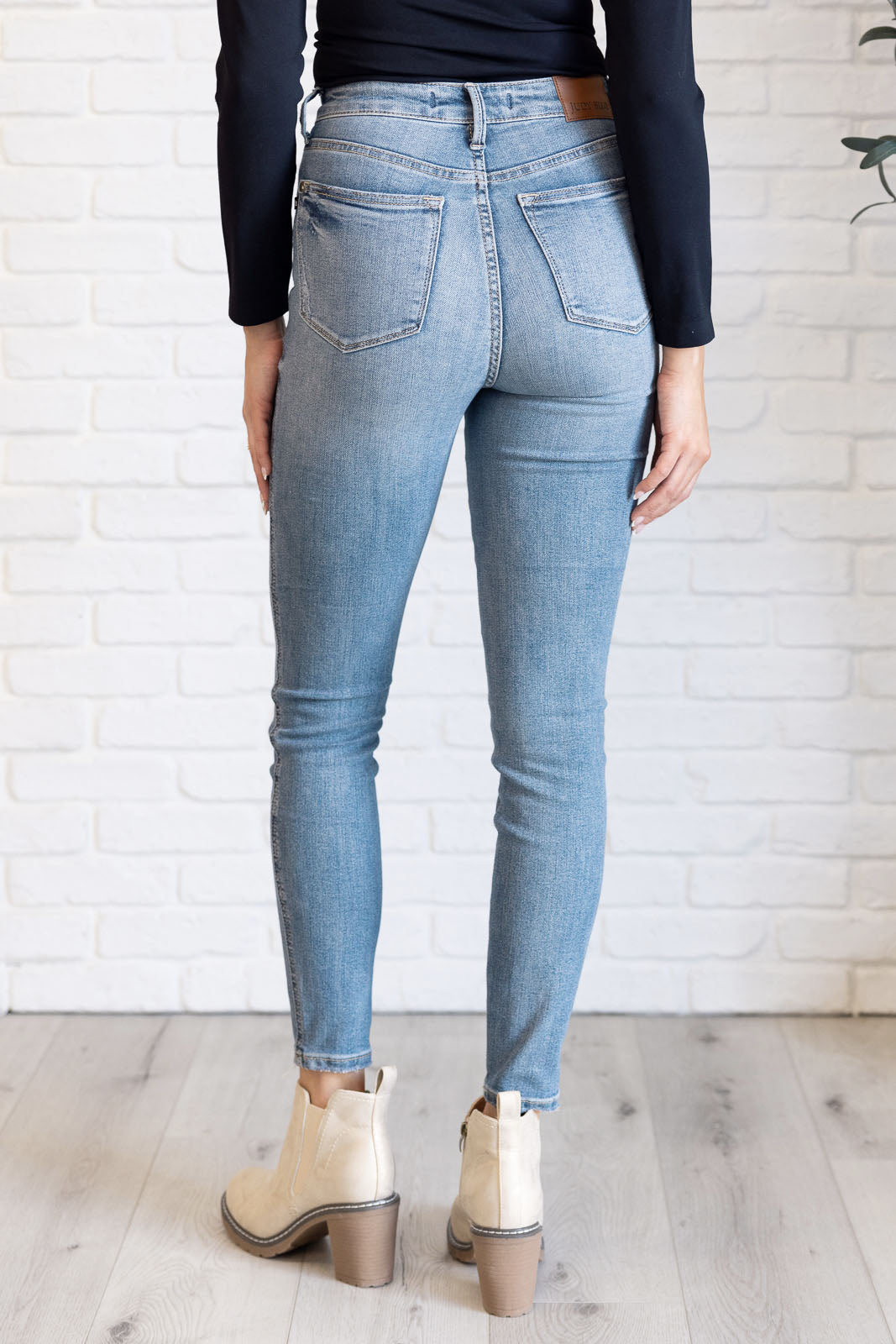 Judy Blue Justine High Rise Control Top Contrast Wash Skinny Jeans Jeans