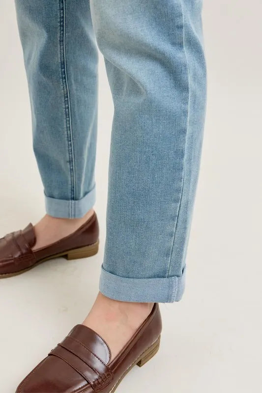 Judy Blue Medium Washed V-Front Cuff Boyfriend Jeans