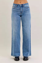 Judy Blue Mid Rise Retro Wide Leg Jeans MD
