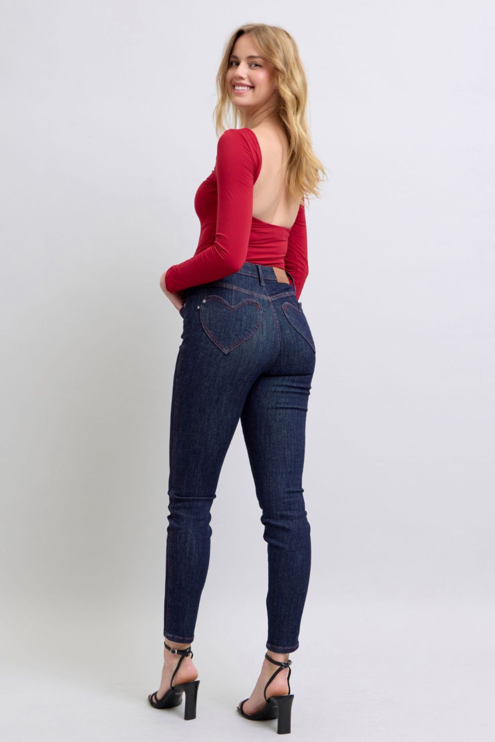 Judy Blue Dark Washed Heart Shaped Back Pockets Skinny Jeans Trendsi