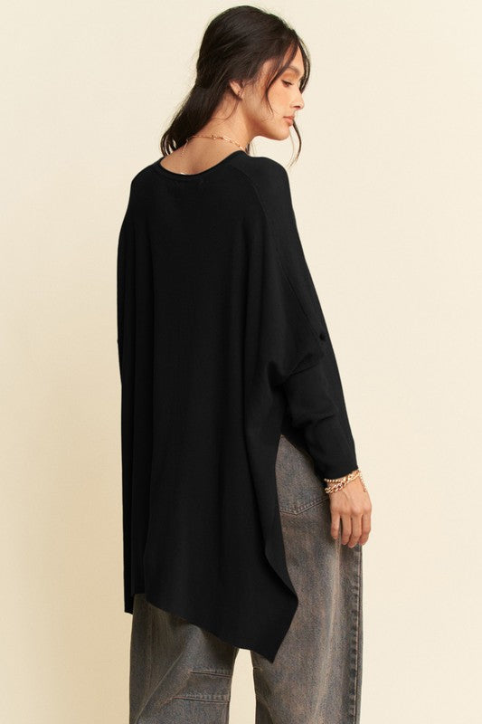 Davi & Dani Black Ribbed High-Low Side Slit Batwing Sleeve Top