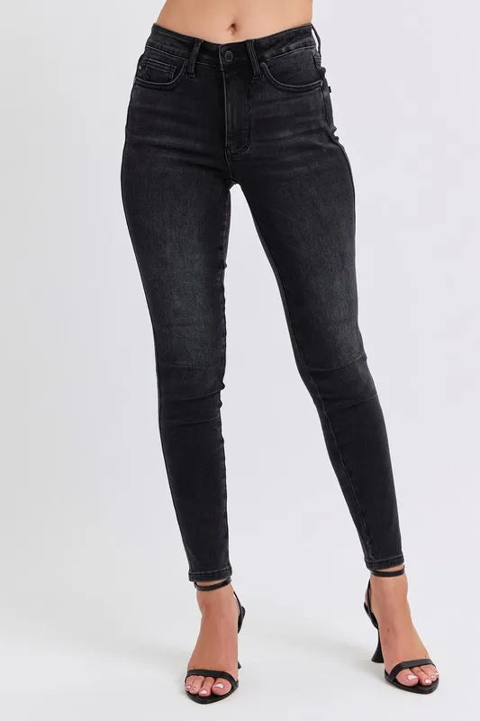 Judy Blue Black Mid Rise Tummy Control Skinny Jeans BK