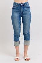 Judy Blue Medium Washed Skinny Cuff Capris Jeans with Pockets Medium