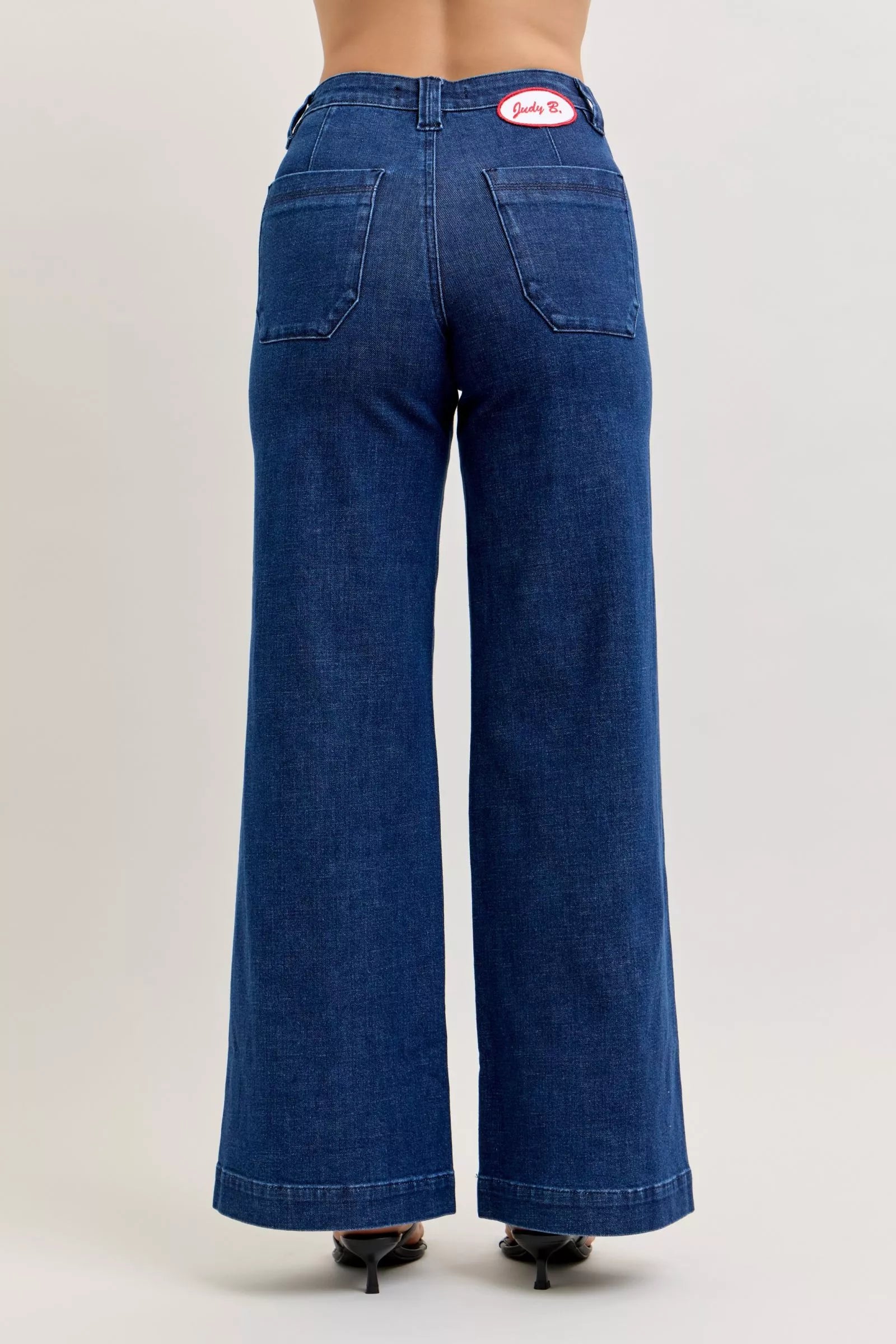 Judy Blue High-Waisted Retro Wide Jeans with Patch Pockets & Twisted Seams