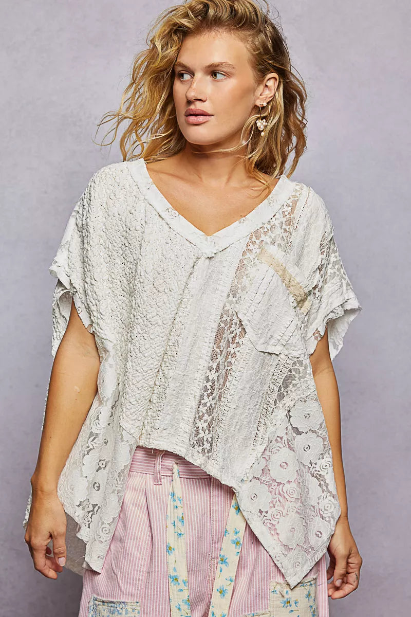 POL Off White Asymmetrical V-Neck Short Sleeve Lace Top OFFWHITE