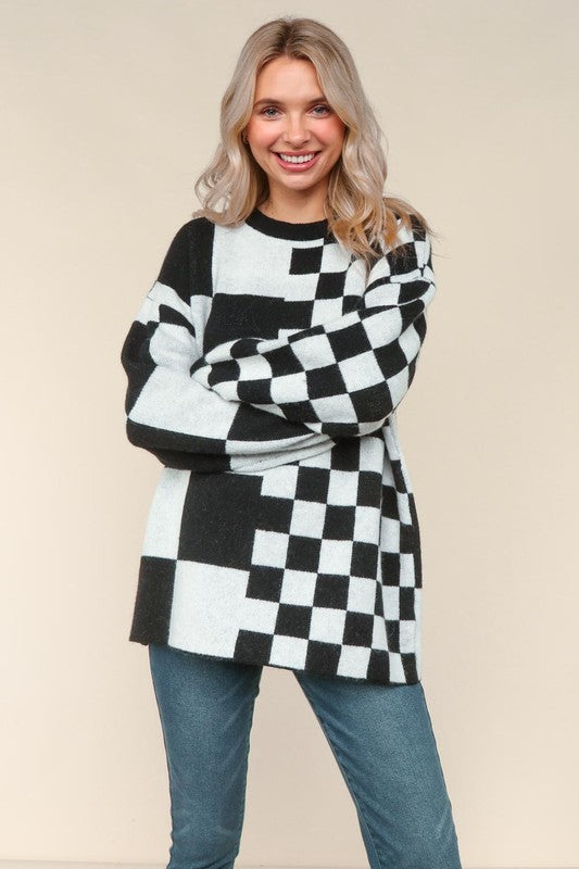 Haptics Black and White Checkerboard Color Block Oversized Sweater