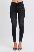 Judy Blue Black Mid Rise Tummy Control Skinny Jeans