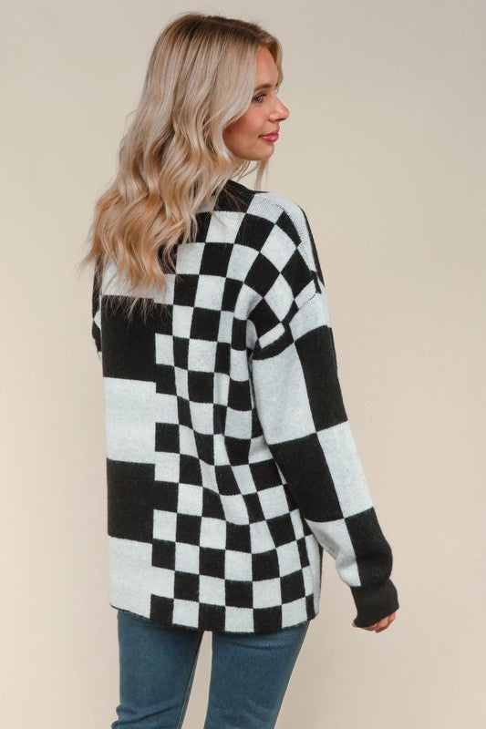 Haptics Black and White Checkerboard Color Block Oversized Sweater