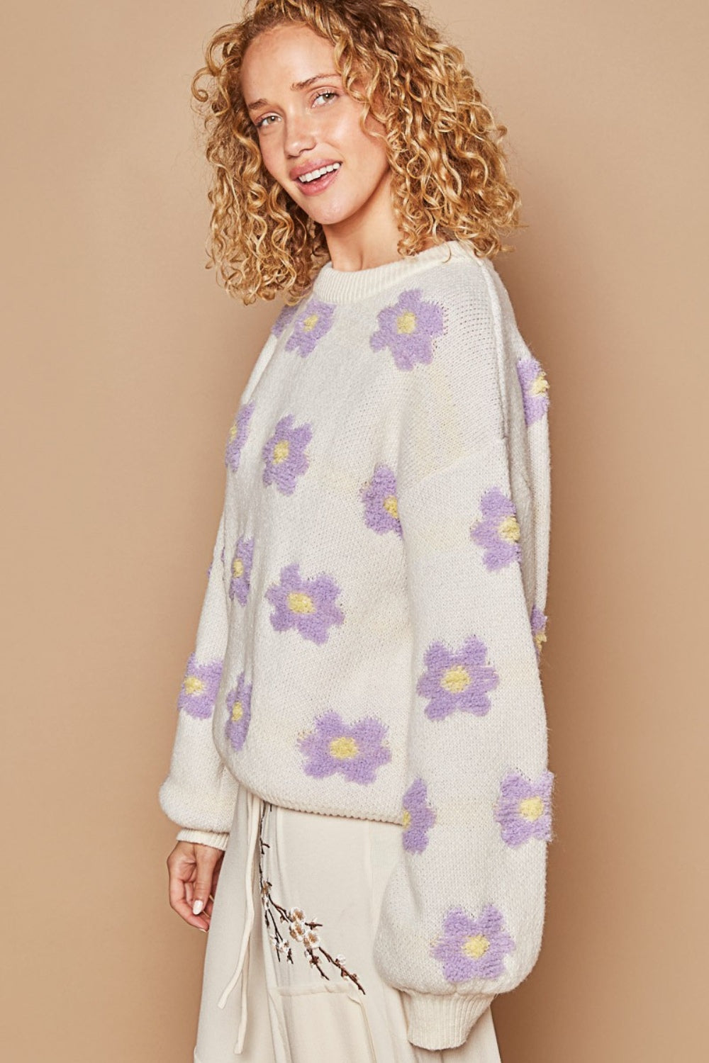 POL Cream Daisy Pattern Drop Shoulder Sweater Trendsi