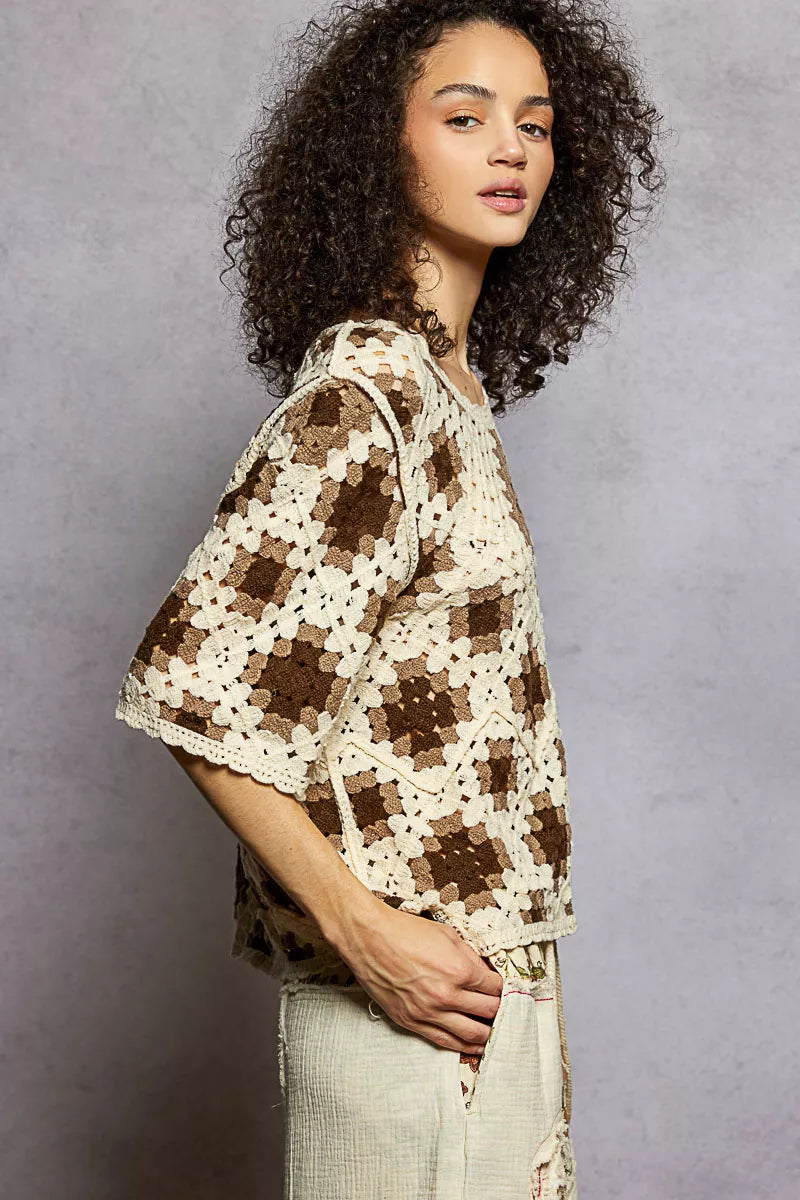 POL Cocoa Round Neck Short Sleeve Color Pattern Crochet Top with Border Accents