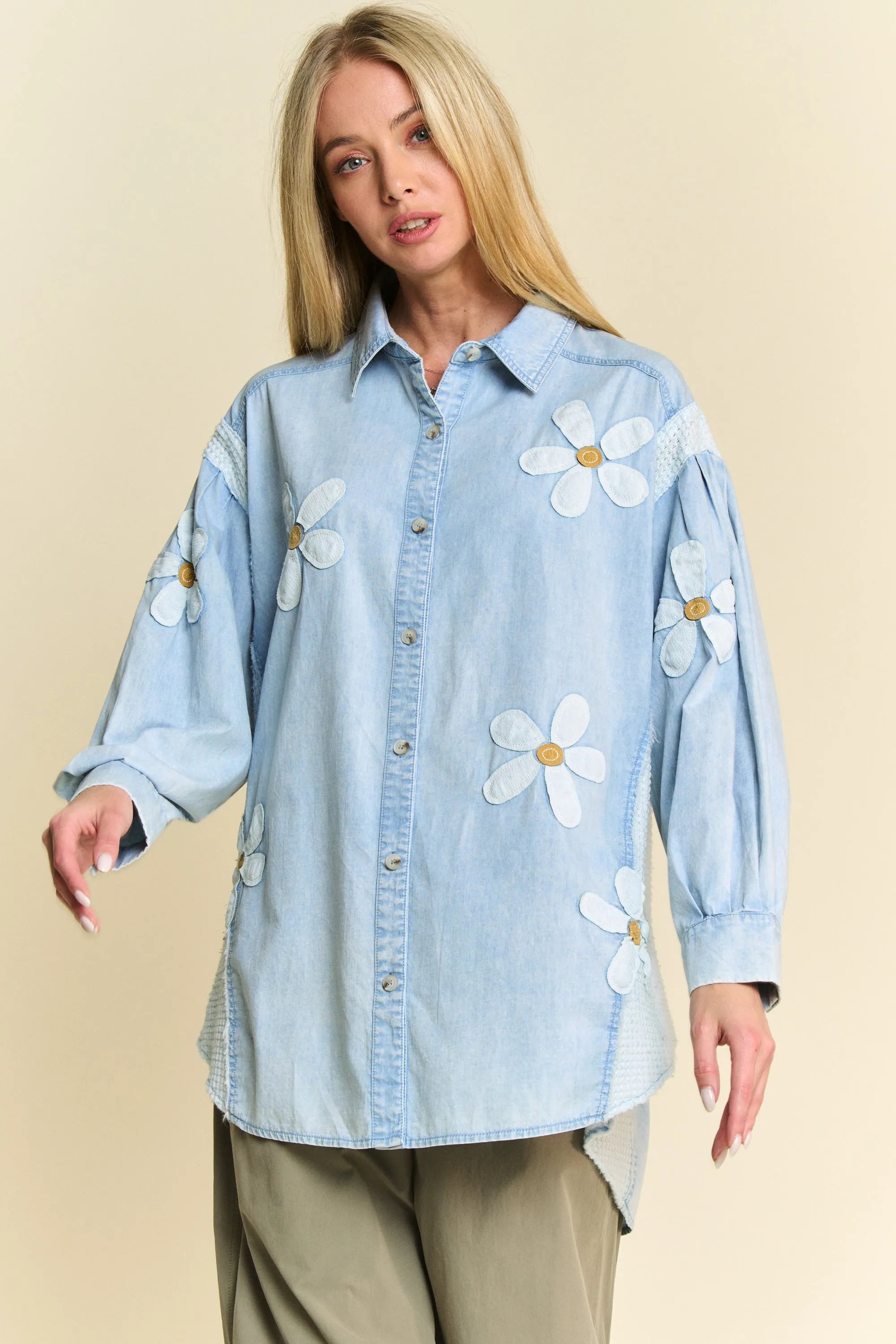 Davi & Dani Lightweight Denim Washed Daisy Patch Waffle Knit Shirt