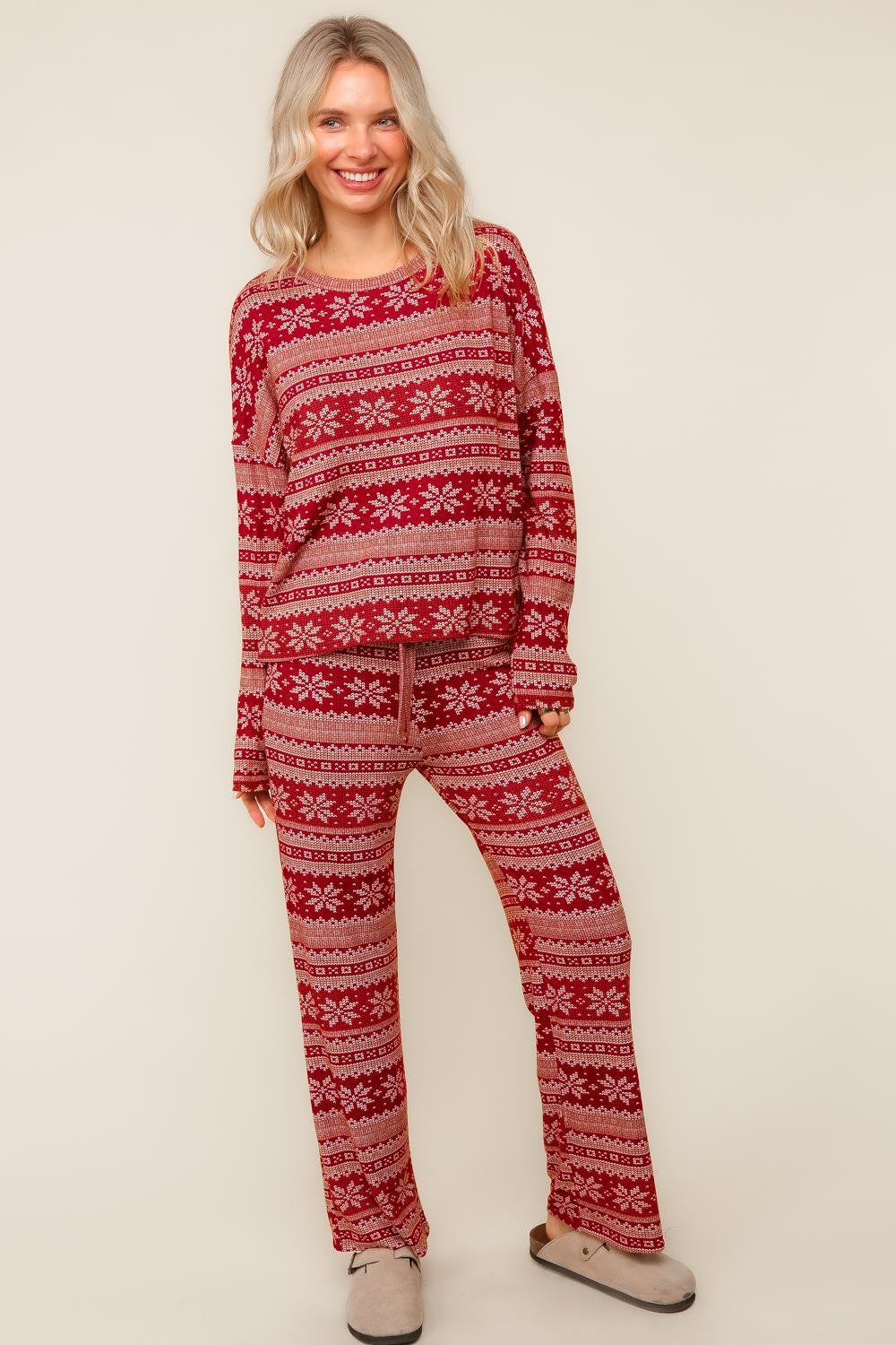 Haptics Red Oversized Snowflake Print Lounge Set