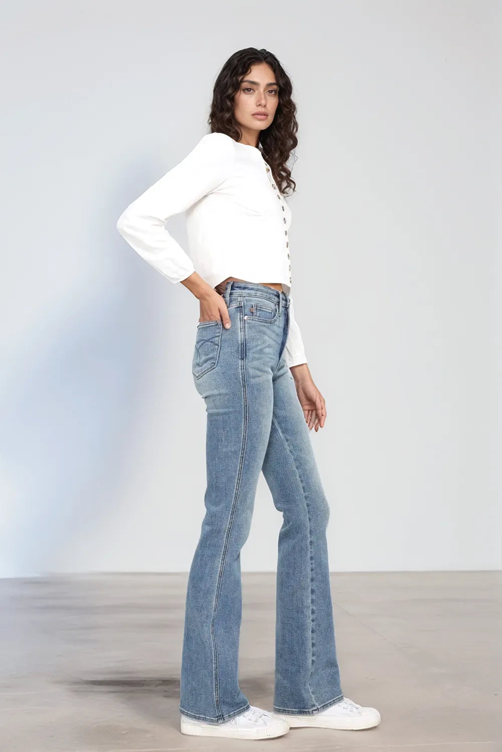Judy Blue Tummy Control Back Embroidered Pocketed Bootcut Jeans