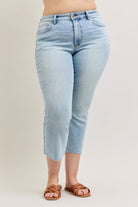 Judy Blue Martha Mid Rise Kick Flare w Raw Hem Womens