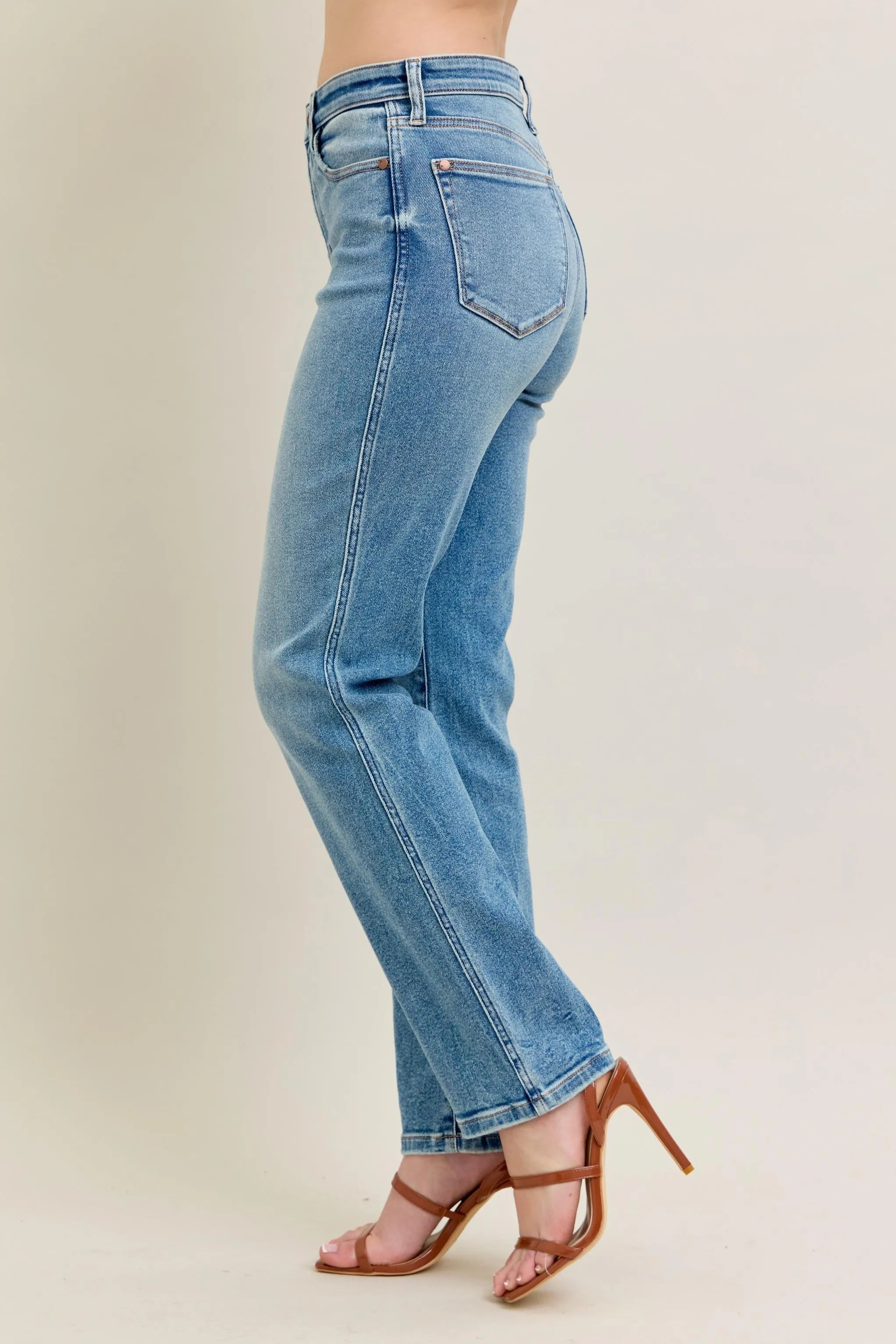 Judy Blue High Waisted Vintage Straight Jeans