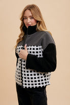 Annie Wear Ivory & Black Plaid Zip Up Drop Shoulder Sherpa Jacket