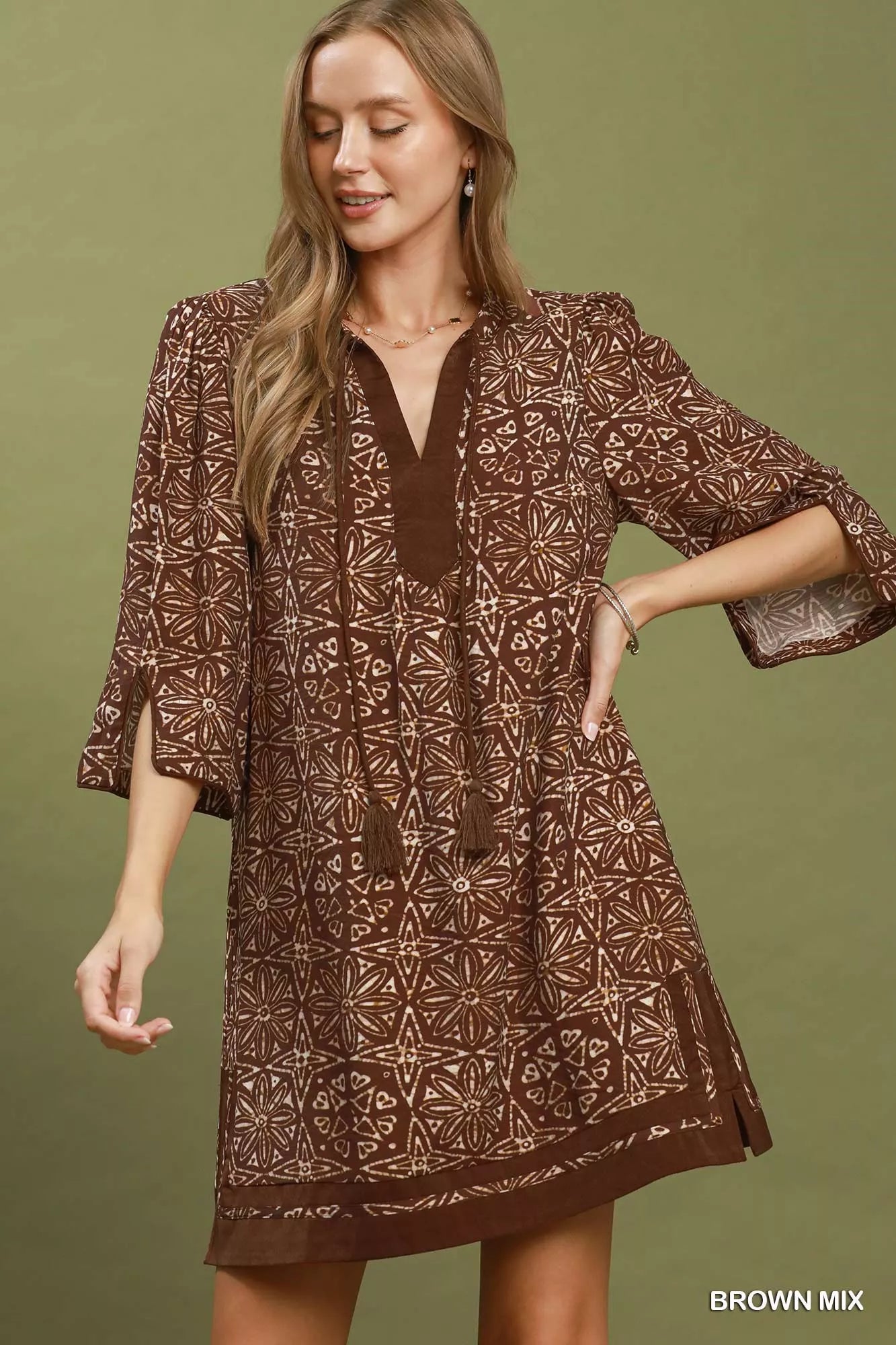 Umgee Mix Geometric Print V-Neck Tassel Detail Tunic Dress BROWN MIX