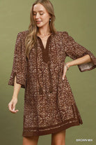 Umgee Mix Geometric Print V-Neck Tassel Detail Tunic Dress BROWN MIX