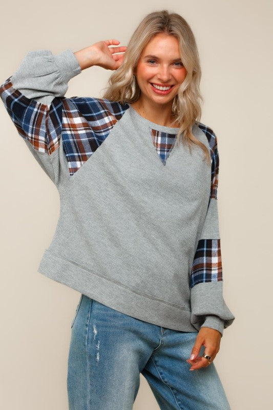 Haptics Gray & Navy Solid Thermal Knit Plaid Woven Loose Fit Sweater Top