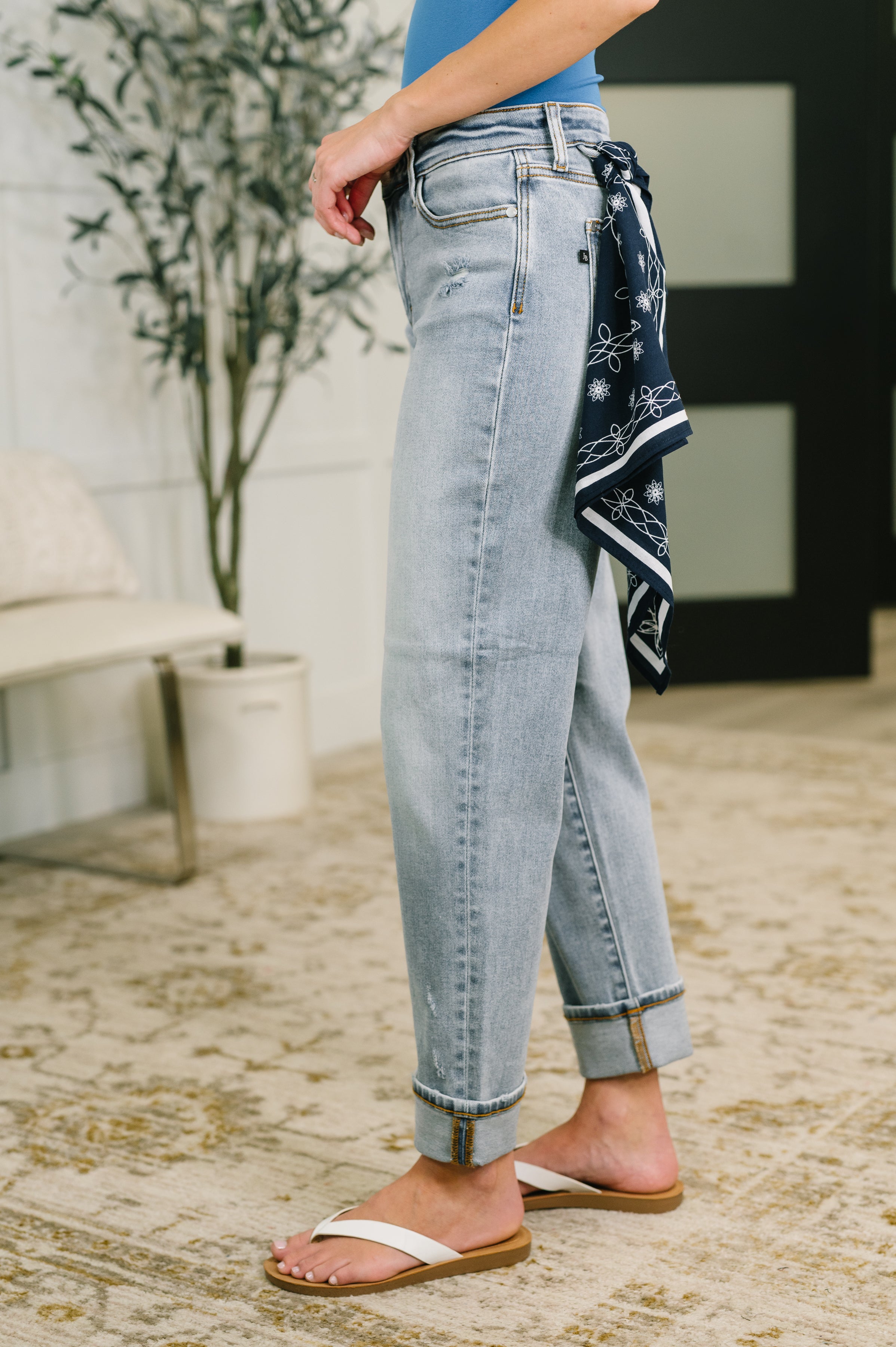 Judy Blue Alex Mid Rise Boyfriend Jean with Bandana Loop Womens