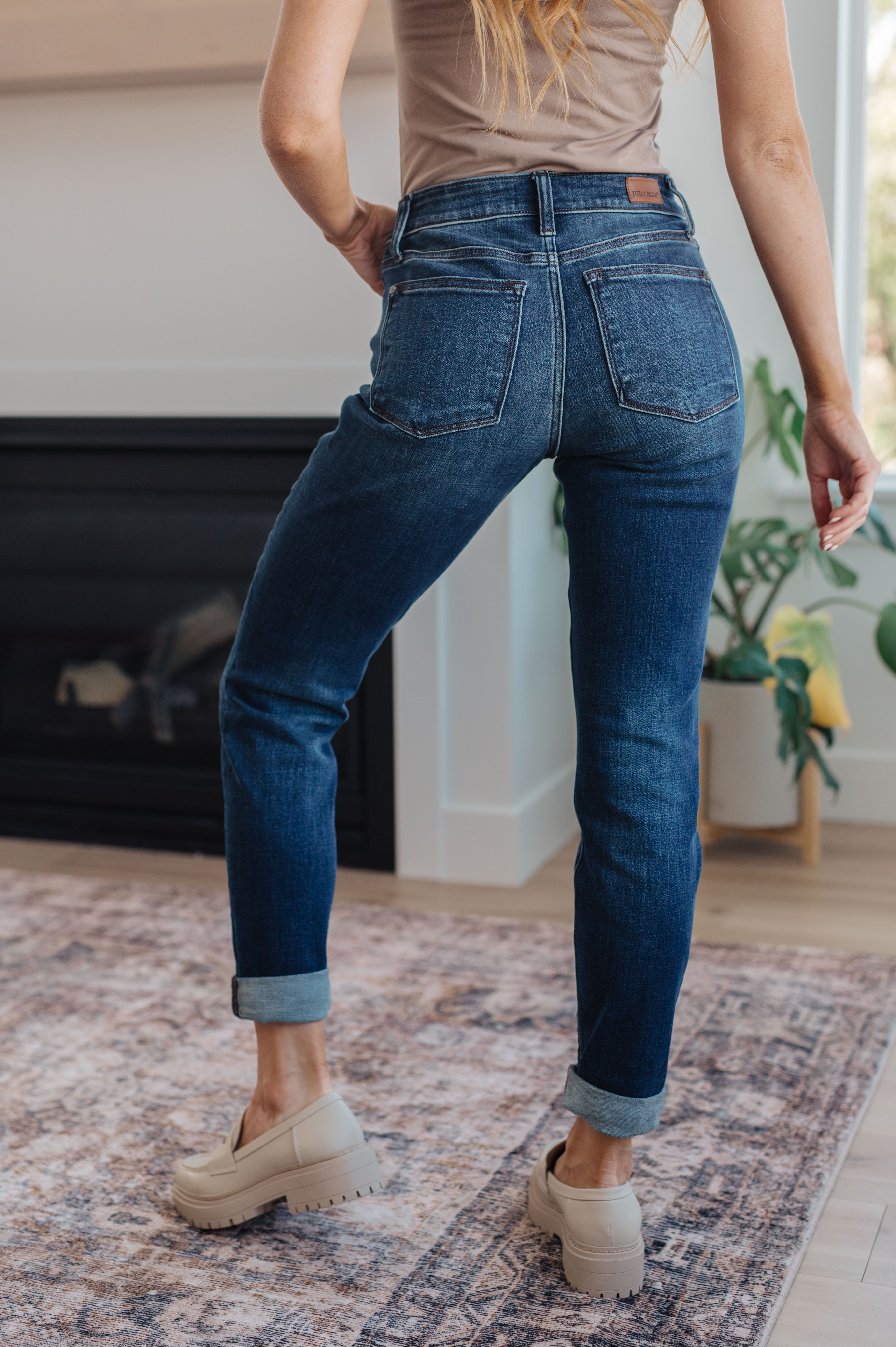 Judy Blue Amber Cuffed Slim Fit Dark Wash Jeans Womens