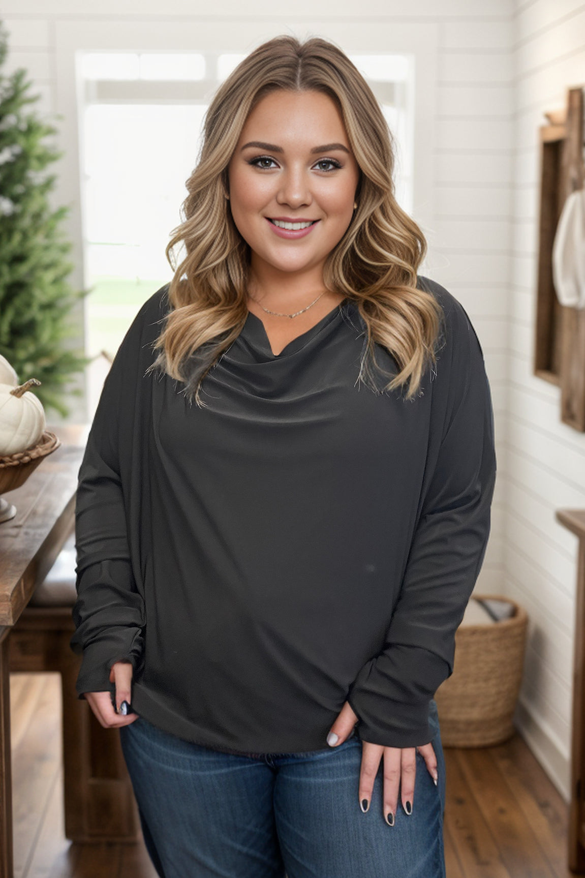 Shopin LA Beauty in Darkness - Thumbhole Dolman