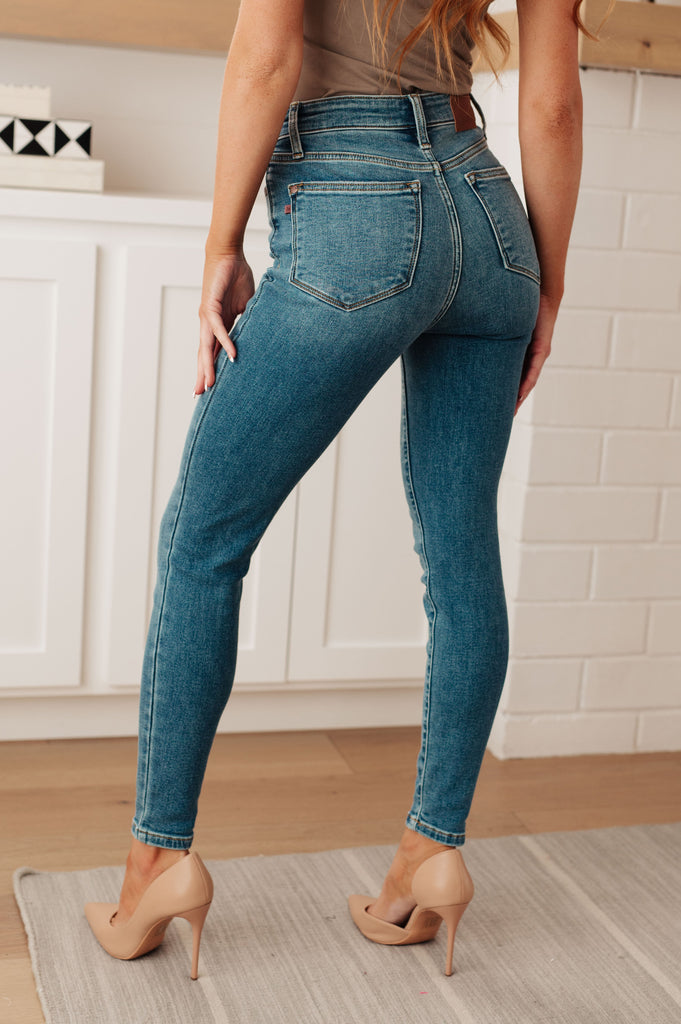 Judy Blue Bryant High Rise Thermal Skinny Jean Ave Shops 11-9-23