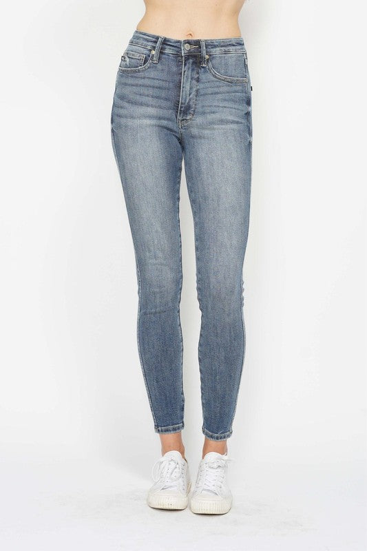 Judy Blue Contrast Washed High Waisted Bye Bye Tummy Control Jeans BoutiqueSimplified