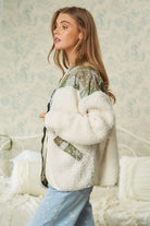 Davi & Dani Aspen Getaway Fleece Jacket