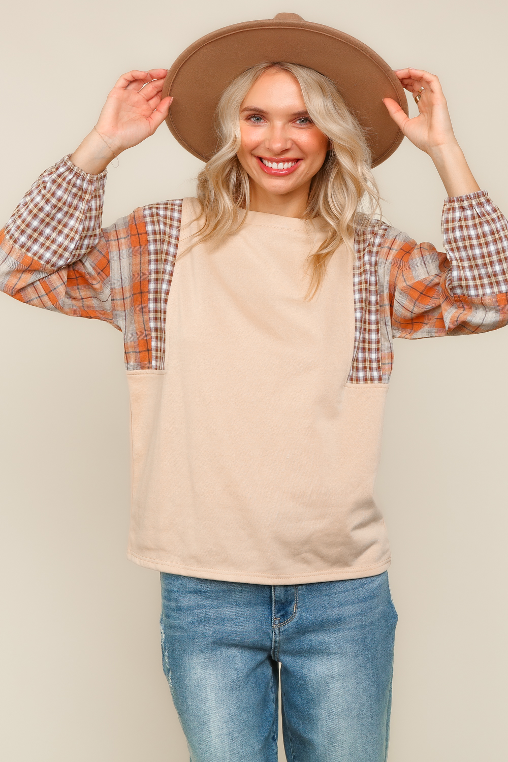 Haptics Oatmeal & Rust Plaid Balloon Sleeve Pullover
