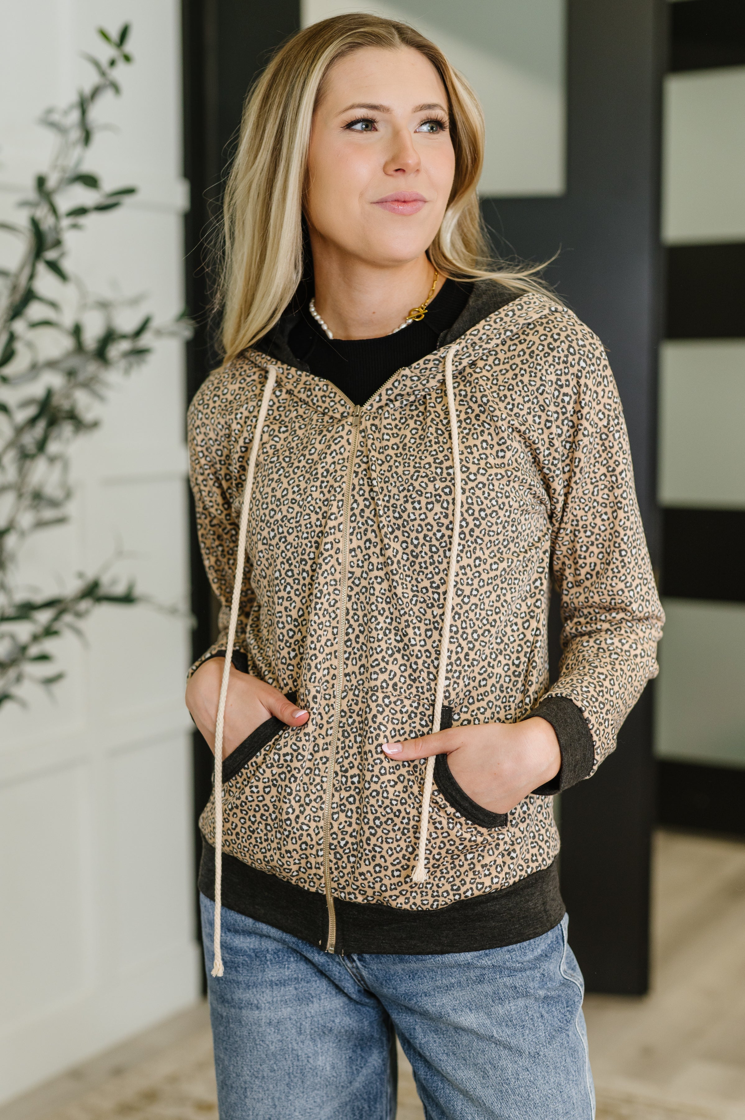 7th Ray Call of the Wild Contrast Trim Zip Up Womens