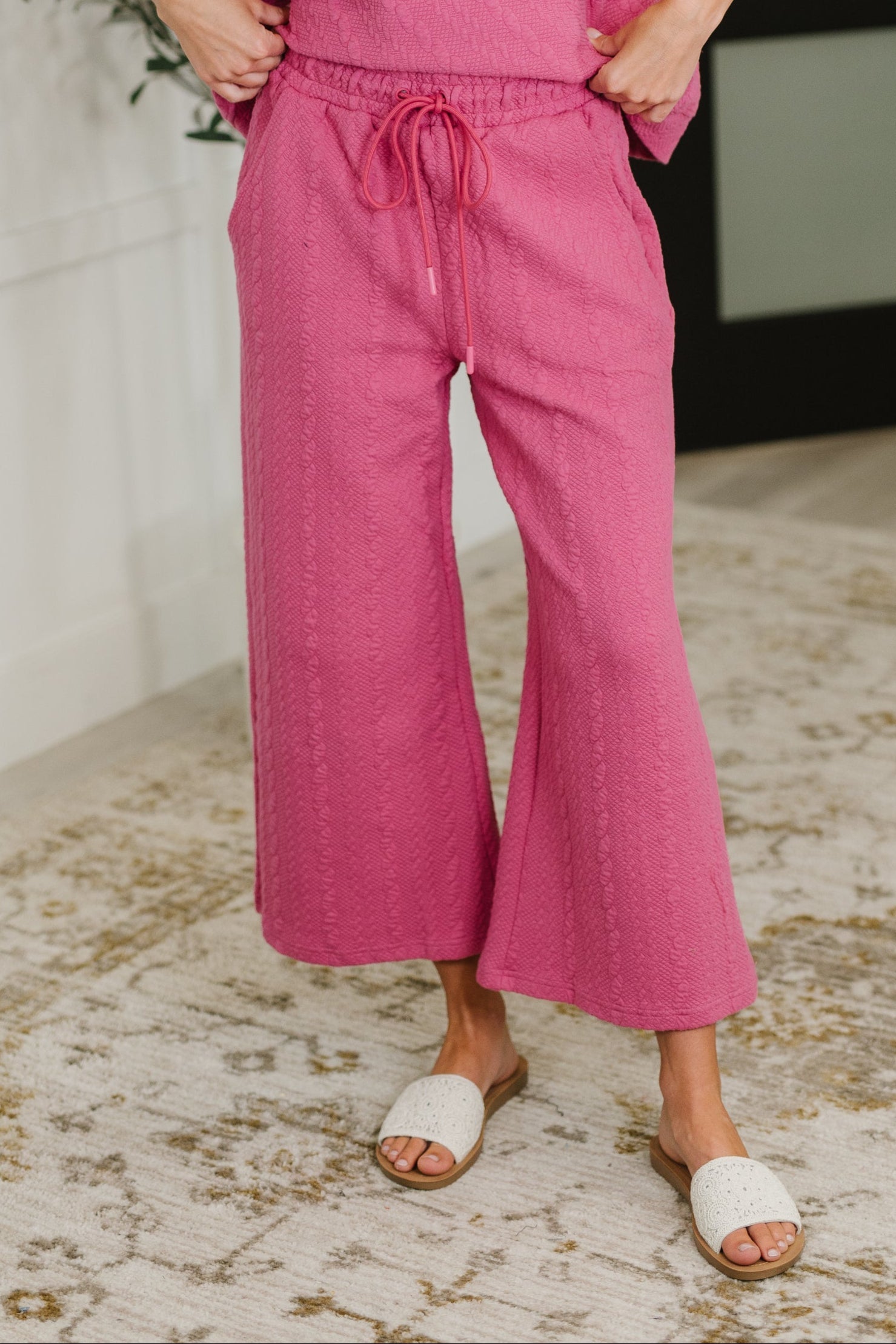 See and be Seen Can't Quit You Cropped Flair Bottoms in Magenta Womens