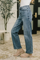 Judy Blue Carlie High Waist Straight Jean in Everyday Indigo Womens