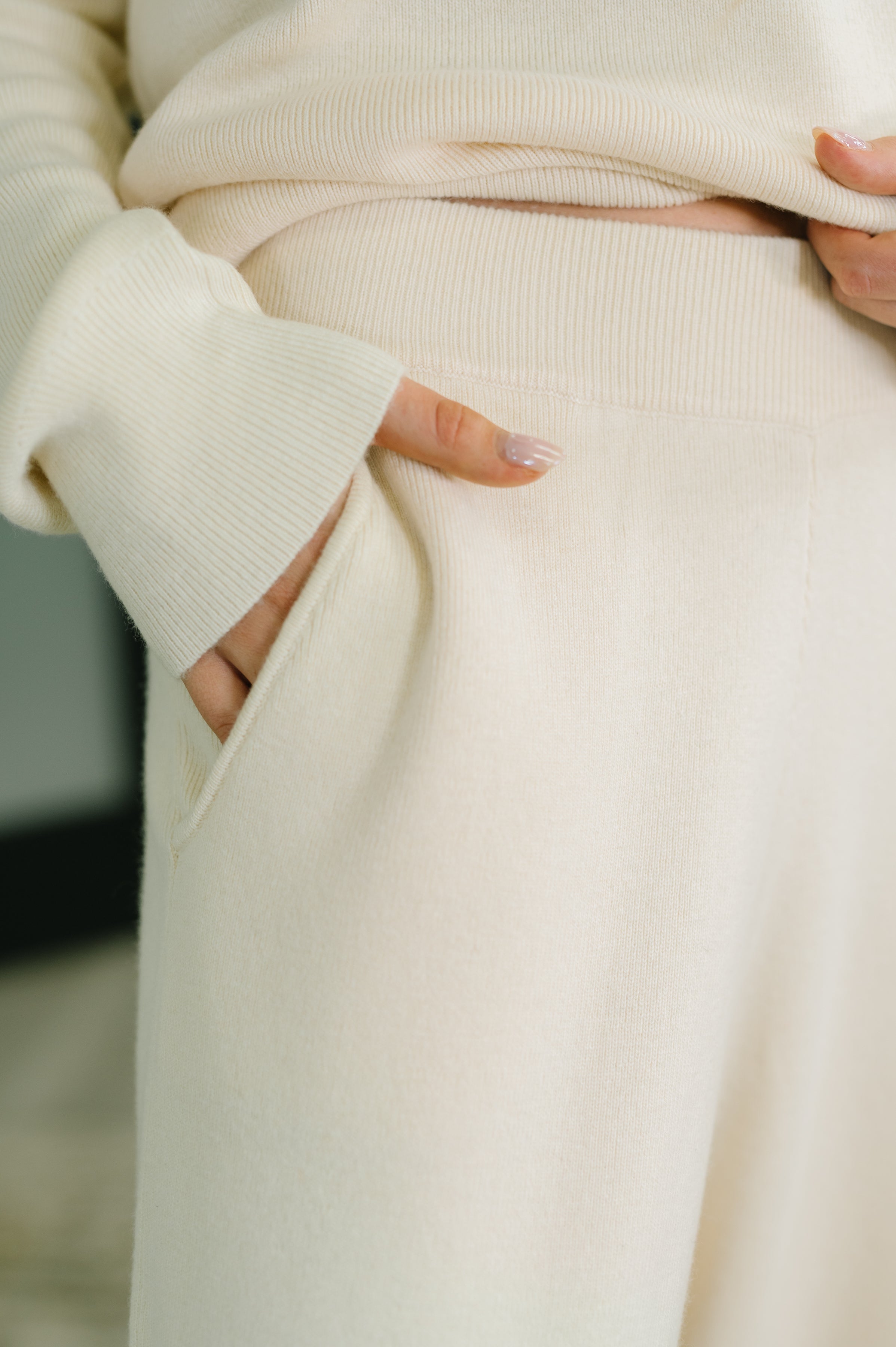 Honey Mark Clove Ribbed Knit Culottes in Culottes in Oat Womens