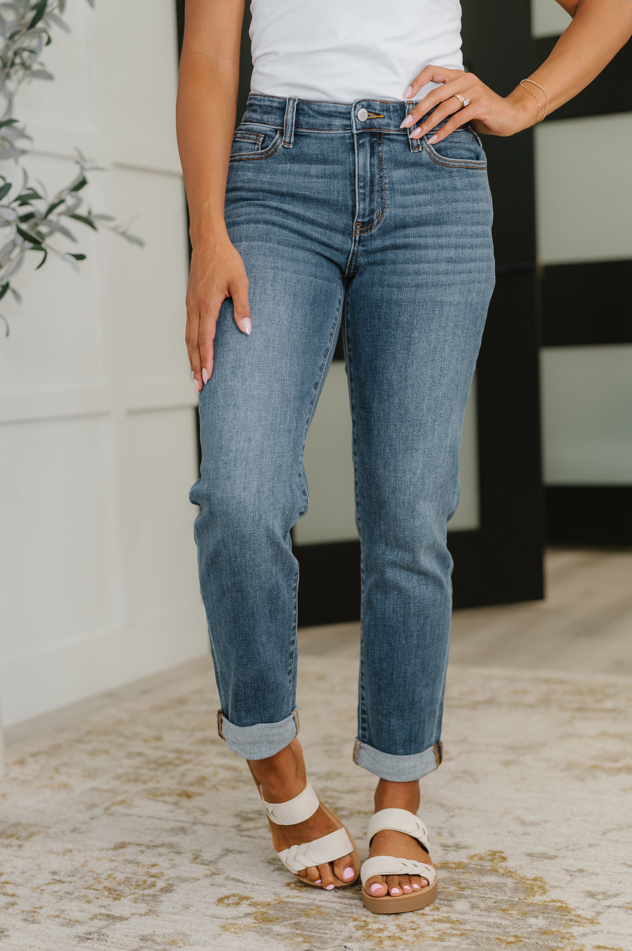 Colette Mid Rise Boyfriend Classic Cuffed Womens