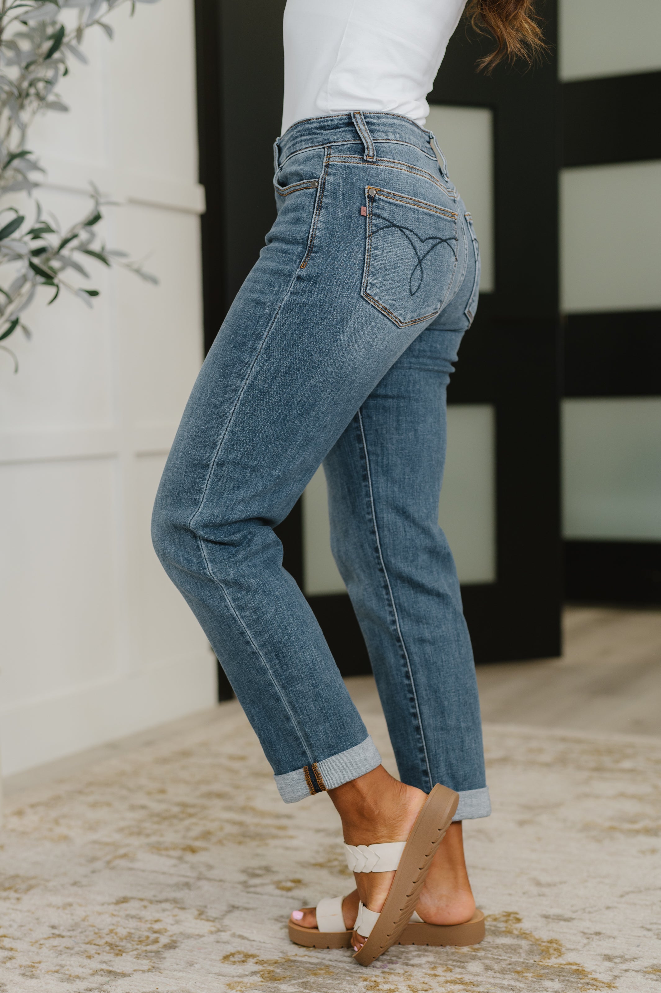 Colette Mid Rise Boyfriend Classic Cuffed Womens