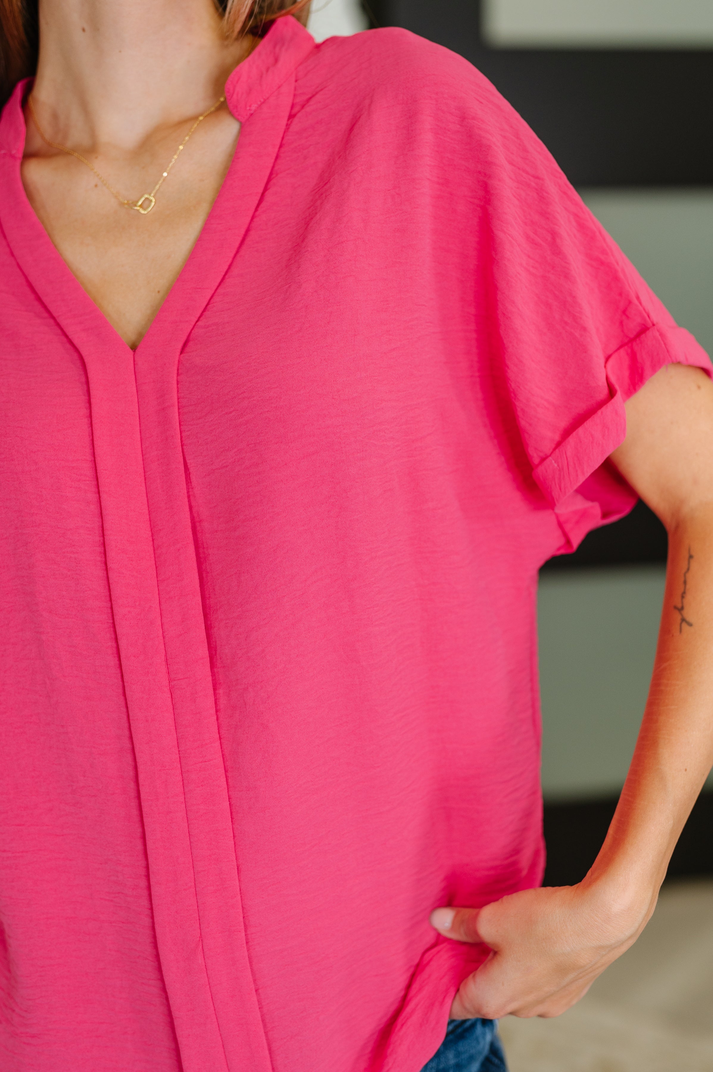PREORDER: Crinkle Wove V-Neck Blouse in Four Colors Womens
